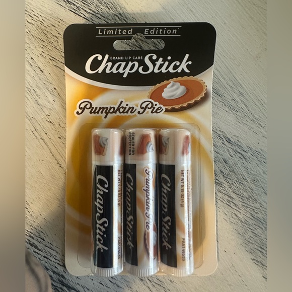 Chapstick pumpkin pie limited edition 3 pack new - Picture 1 of 3